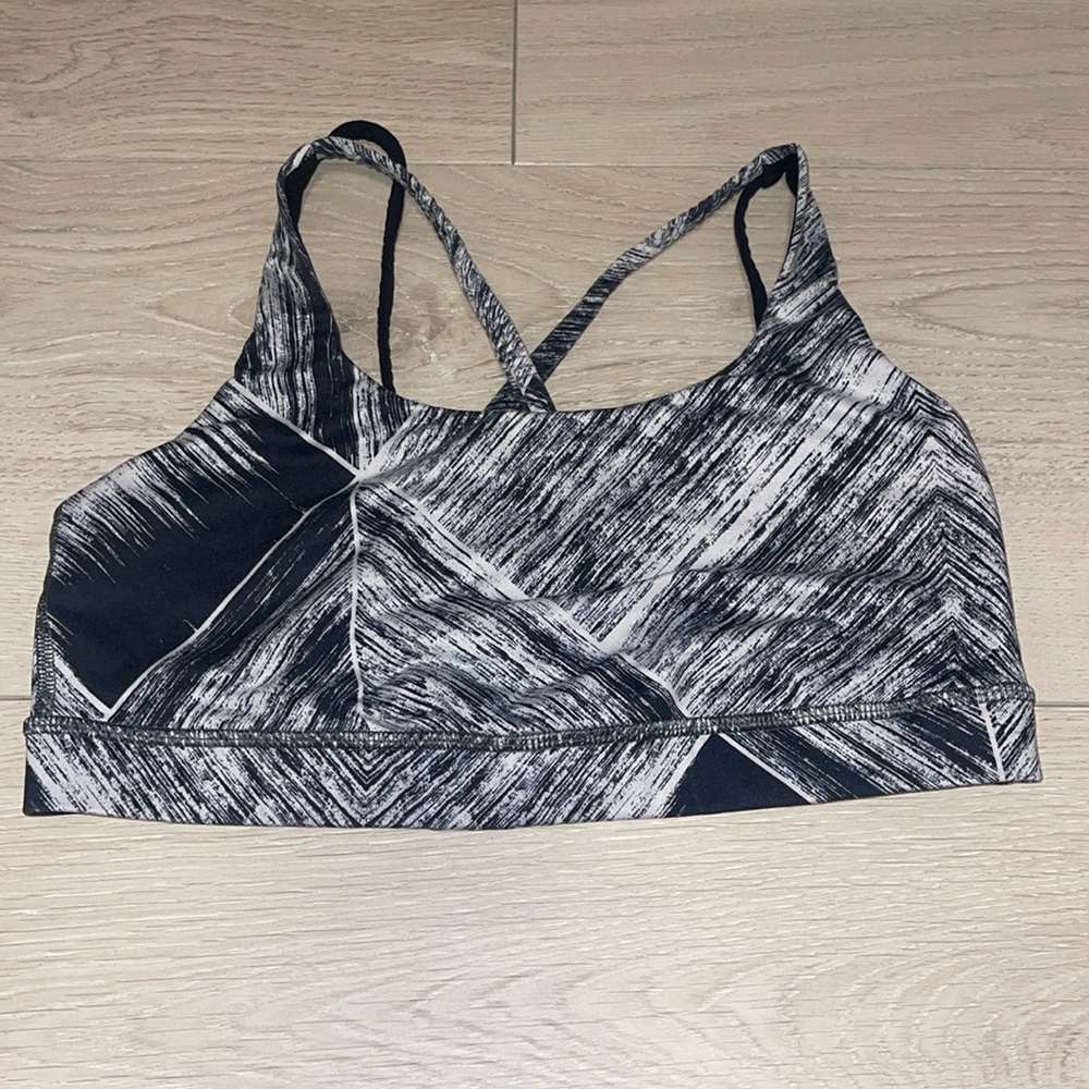 GUC Lululemon Sports Bra sz 8